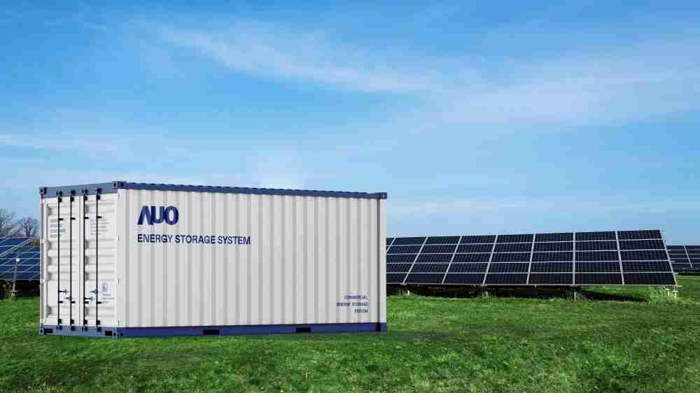 传奇国际透过AI数据管理，，，，提供不同类型用户进行储能与能源管理，，达到再生能源管控调度成效